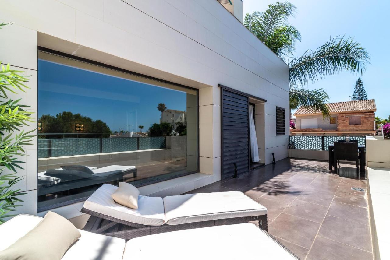 Vacation Marbella I Villa Riviera Del Sol, Private Pool, Jacuzzi, Walking Distance To The Beach Malaga Exterior photo